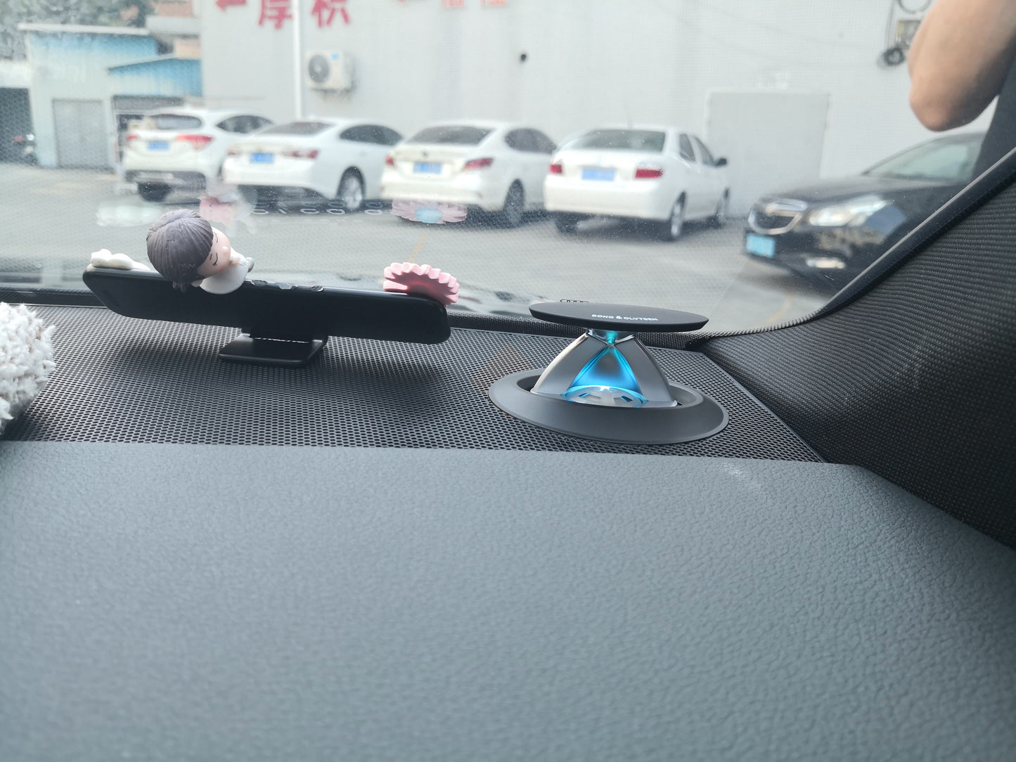 Treble Horn Refit Parts Dashboard Interior Light 32 Colors Car Lifting Tweeter Speaker for Audi A6/A7 2019-2023
