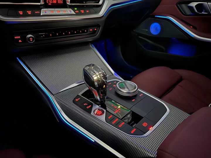 LED Ambient Light Lossless Replacement Decorative Lamp Center Console Saddle Light for BMW 3 and 4 Series (G20 G22) 2020-2023