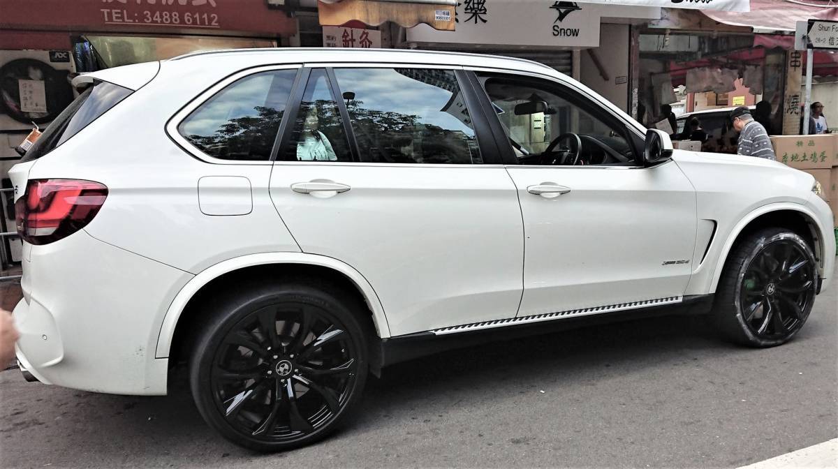 22インチ STAGGERED BLACK ホイール ( ４本セット ) BMW X5 X5M E53 E70 F15 X6 X6M E71 F16 　-DFO-1111