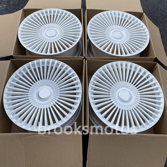 24インチ NEWマルチスポークホワイトフォージドホイール　ロールスロイス　 カリナン　 24 X 10  BRN-1977