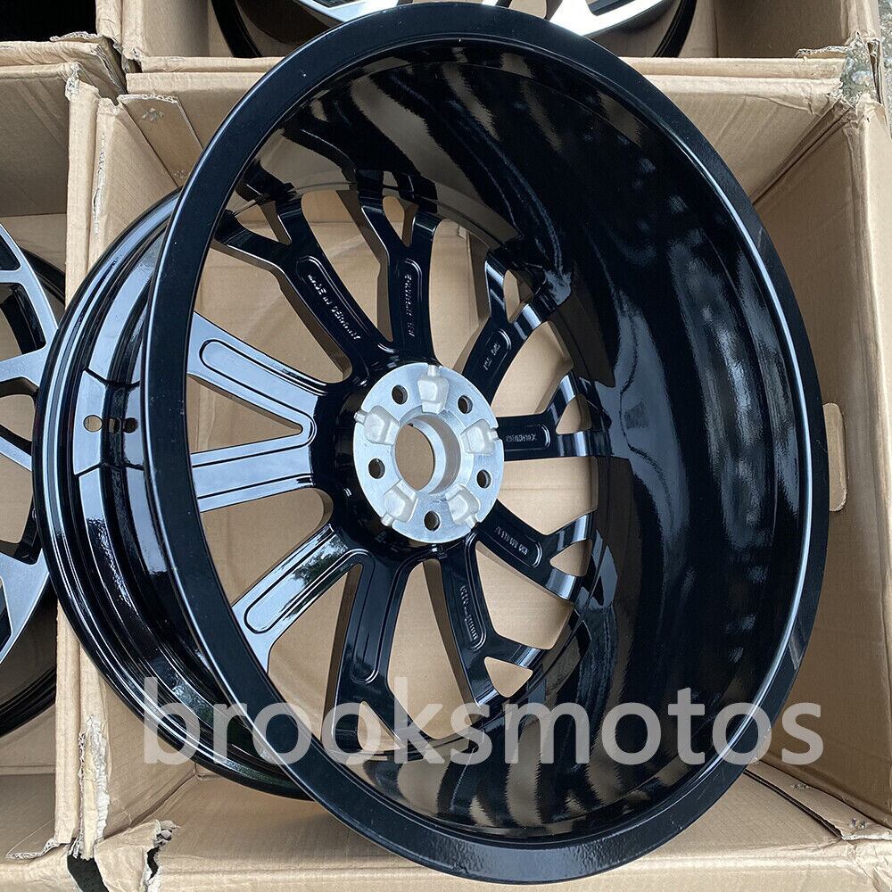 21インチ アウディ　A8　S8　2018+　NEW STYLE ホイール　21X9　４本セット　新品